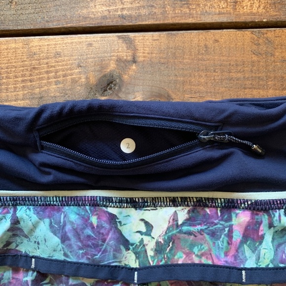 Lululemon Speed Shorts Iridescent Multi 2.5” - Picture 5 of 6